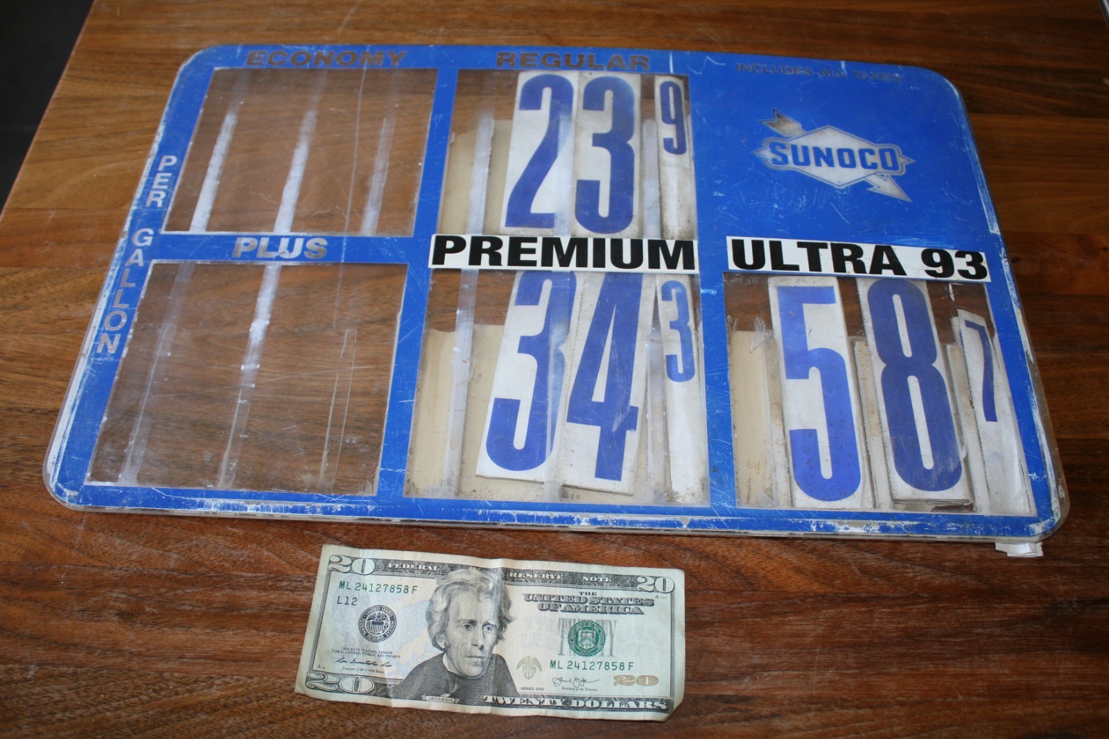 Vintage Sunoco Visible Gas Pump Price Holder Sign Service Station