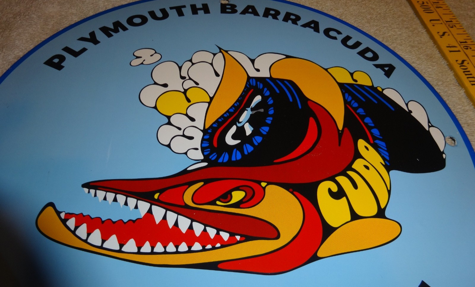 VINTAGE DODGE PLYMOUTH BARRACUDA 11 3/4″ PORCELAIN METAL CAR FISH GAS & OIL SIGN