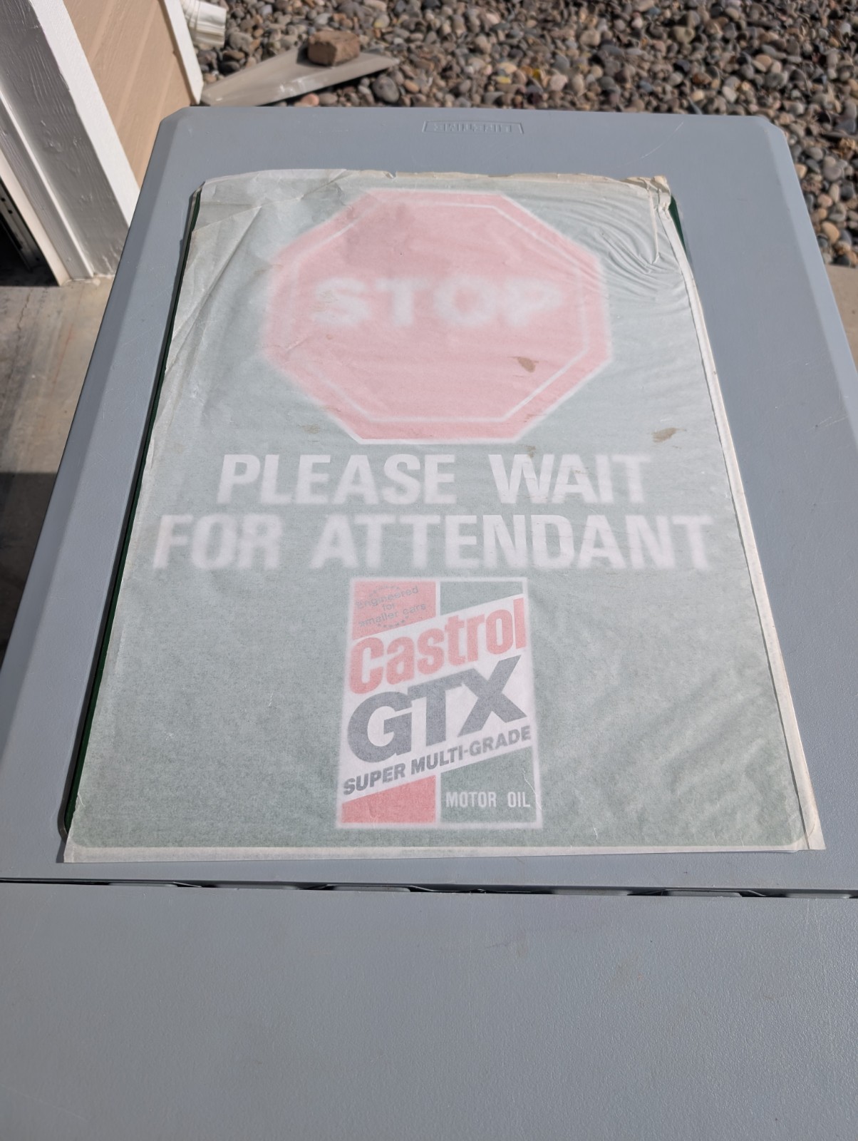 Vintage 1987 Castrol STOP please wait for attendant SIGN NOS ORIGINAL PACKAGING