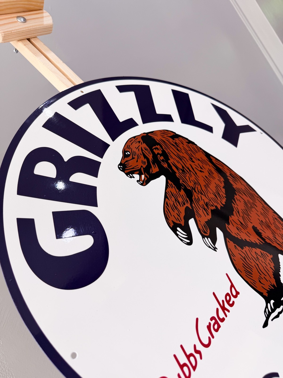 Vintage Bear Oil Company Grizzly Gasoline Heavy Metal Sign – 19.7″ (50cm)
