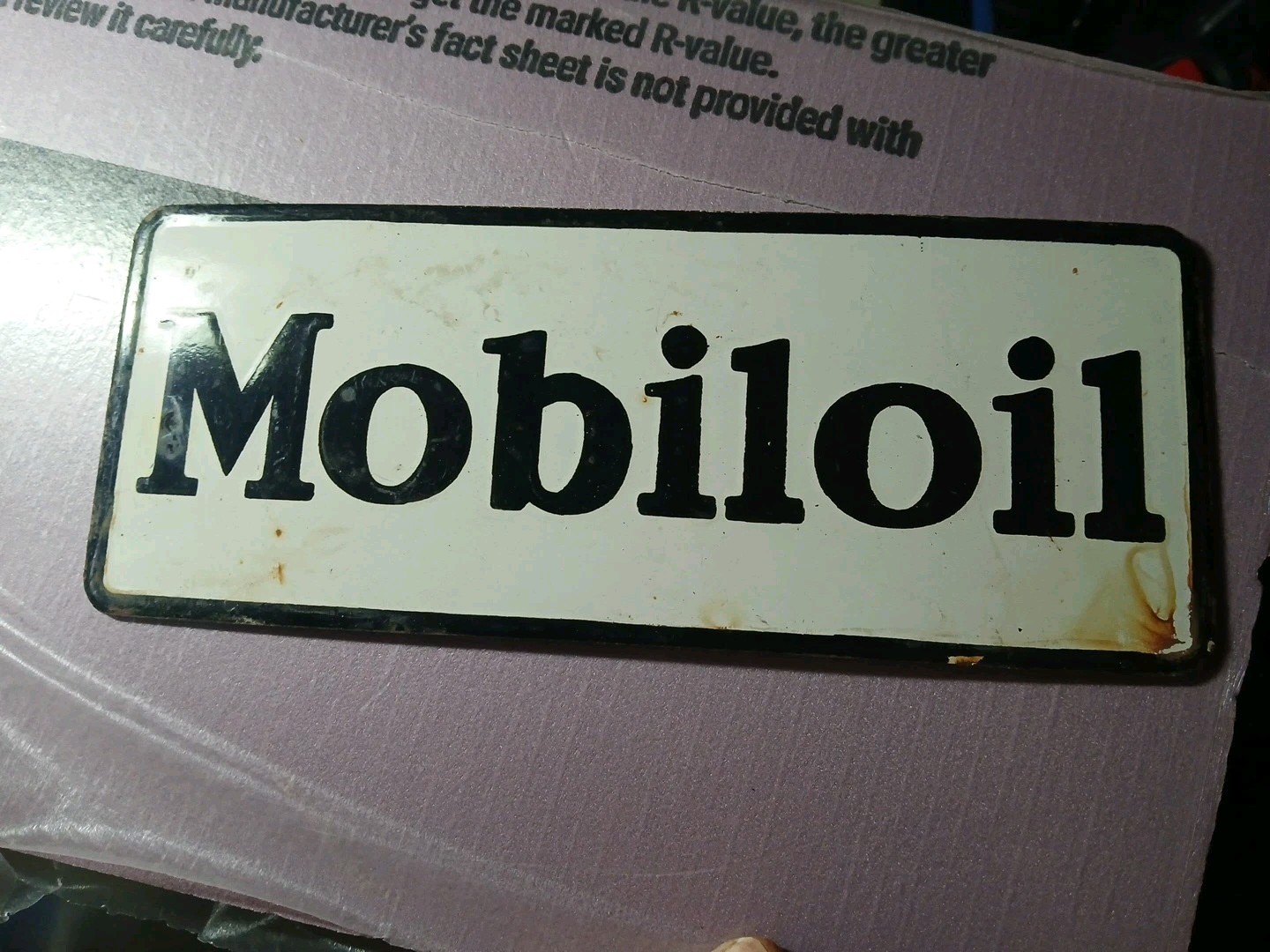 VINTAGE MOBIL MOBILOIL GASOLINE STATION MOTOR OIL 10″ PUMP PORCELAIN METAL PLATE
