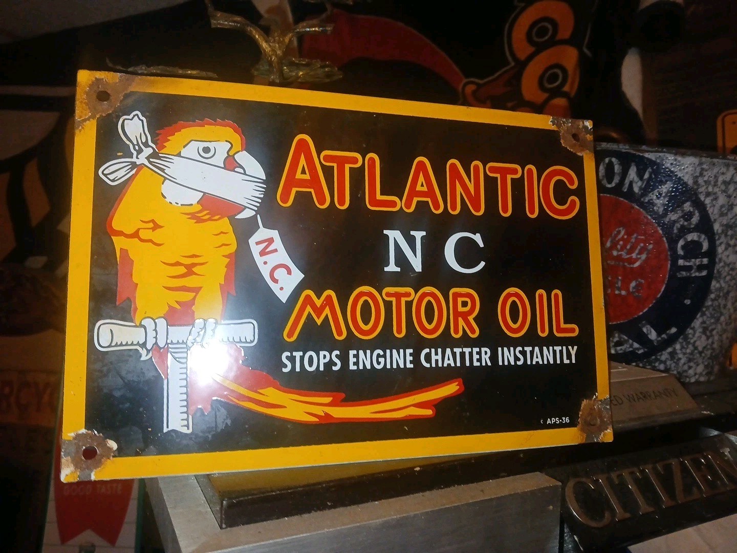 VINTAGE ATLANTIC MOTOR OIL SIGN GAS STATION PORCELAIN SIGN BIRD LUBE SERVICE