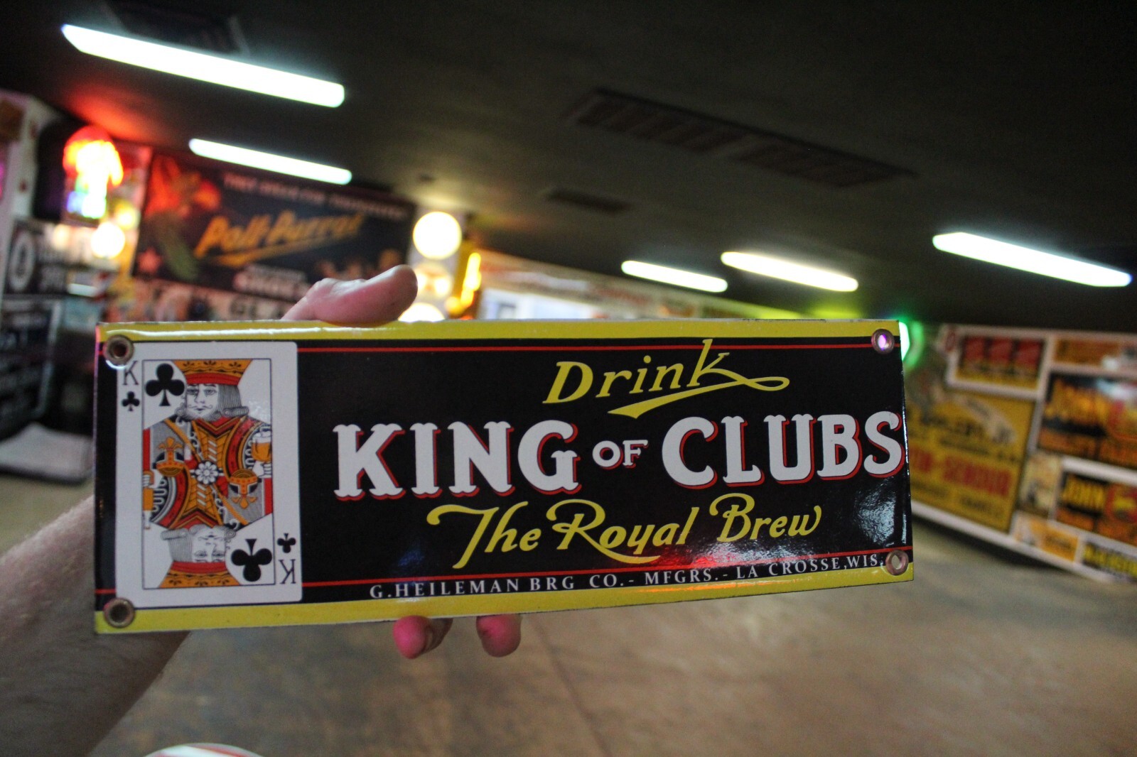KING OF CLUBS BEER LA CROSSE DEALER PORCEALIN METAL SIGN WISCONSIN CARDS BREW 66