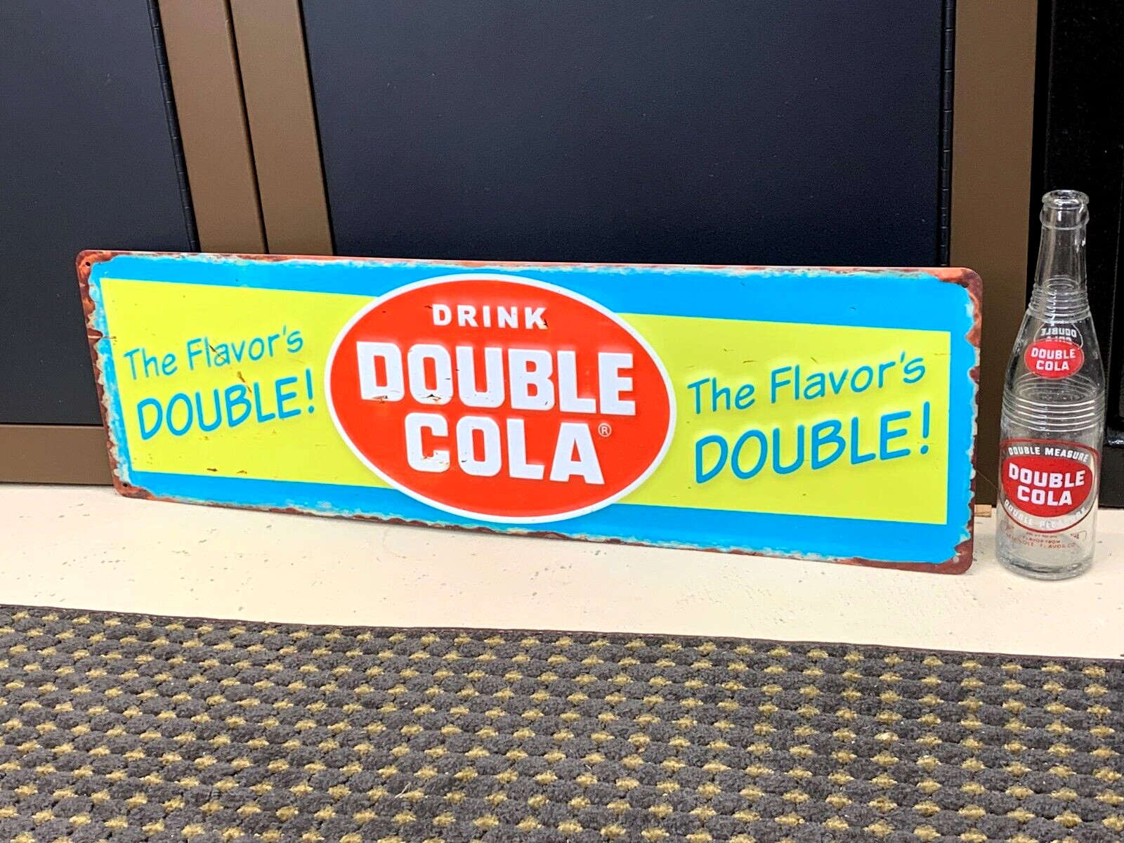 “DOUBLE COLA” EMBOSSED METAL ADVERTISING SIGN, (26″x 8″) AWESOME SIGN, NICE COND