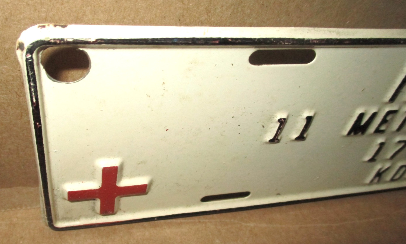 H.E.L.P. — Channel 9 CB Emergency – OLD VINTAGE SIGN – License Plate TAG TOPPER