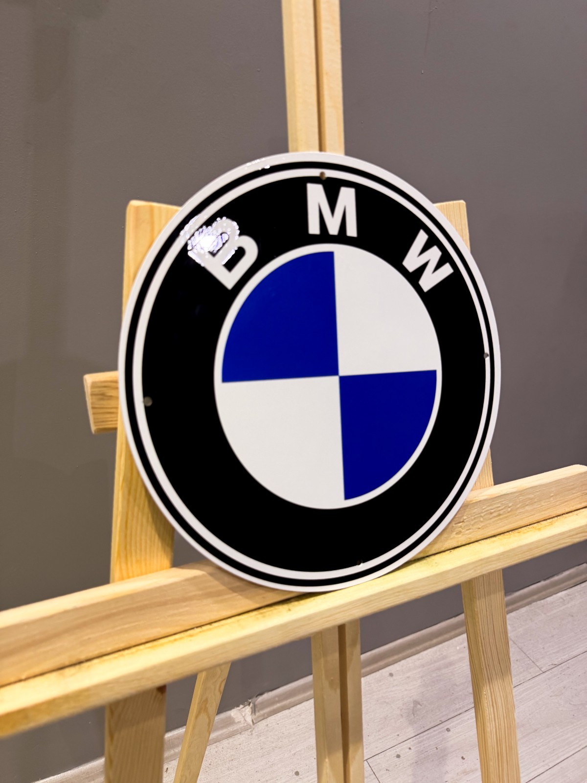 BMW White Ring Round Logo Heavy Metal Sign – Classic Garage Sign – 30 cm (11.8”)