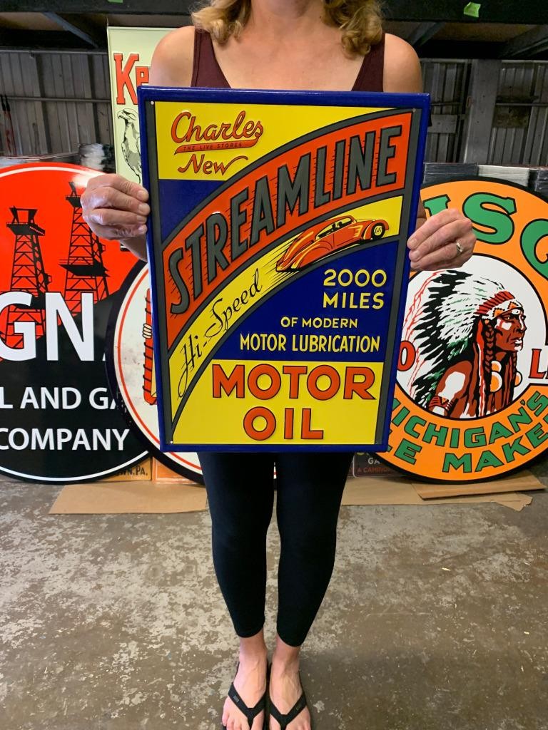 Antique Vintage Old Style Sign Streamline Motor Oil Made in USA