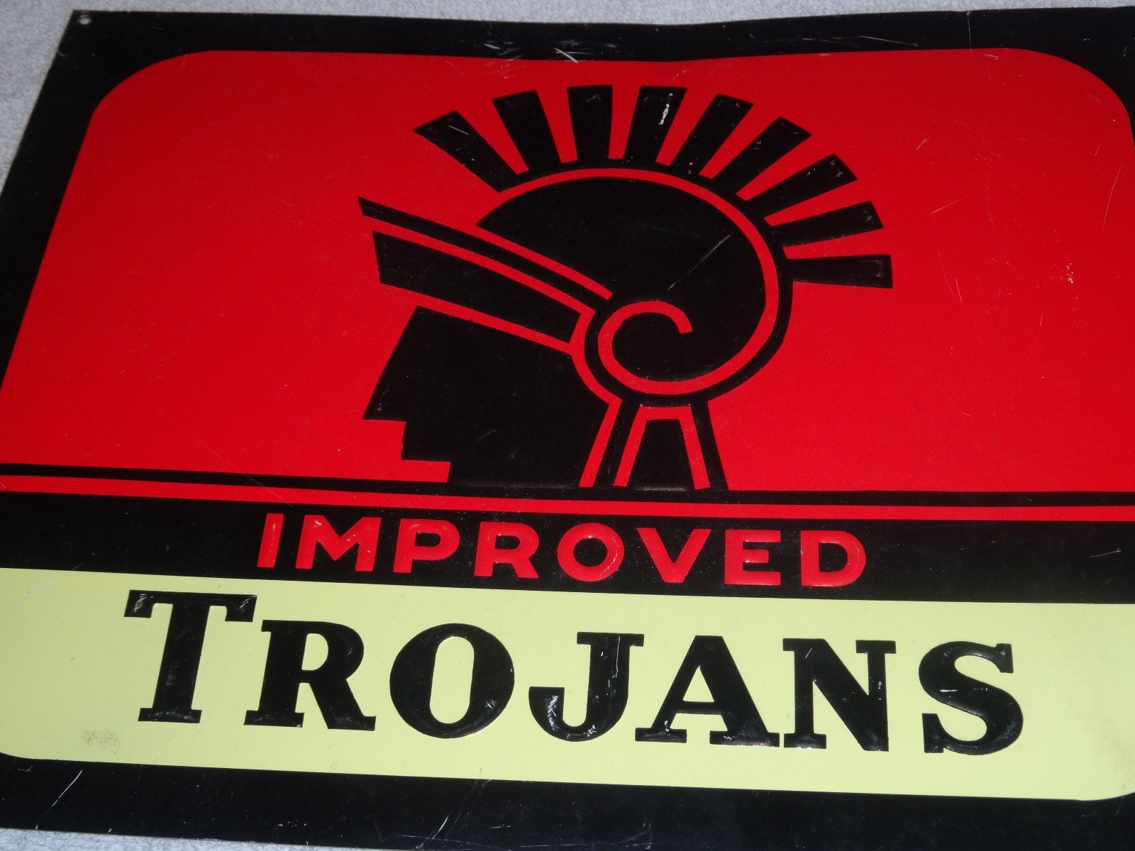 ANTIQUE ORIGINAL IMPROVED TROJANS MOTOR OIL W/ TROJAN 13.25″ METAL GASOLINE SIGN