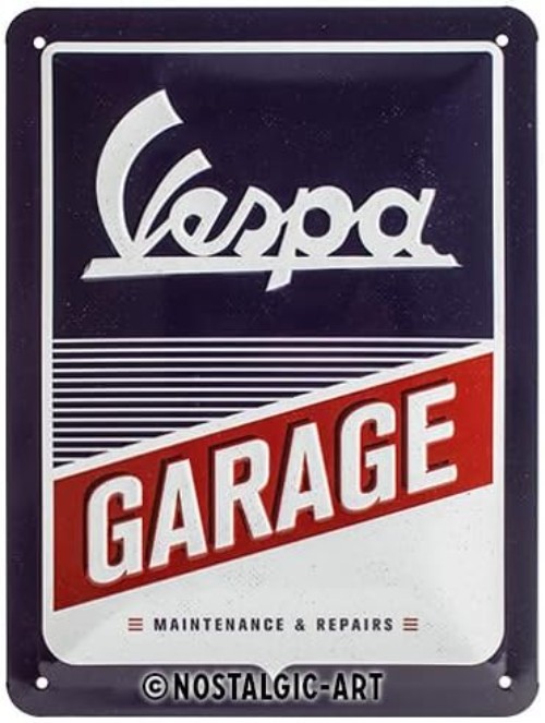 Vespa Roller Gift – High-Quality Print, 5.9″ x 7.9″
