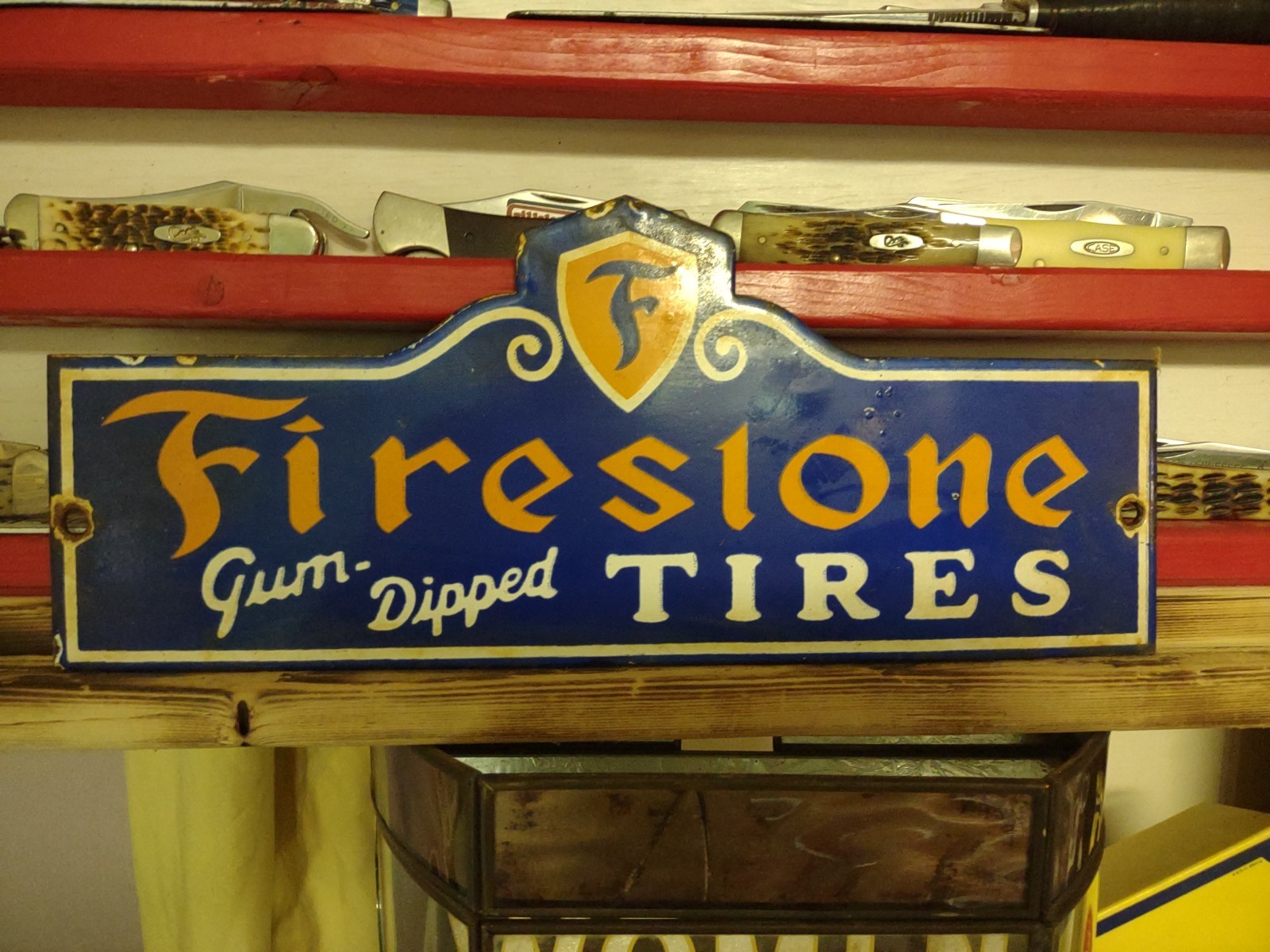 VINTAGE SMALL FIRESTONE TIRES AUTO ADVERTISEMENT PORCELAIN SERVICE SIGN GAS OIL