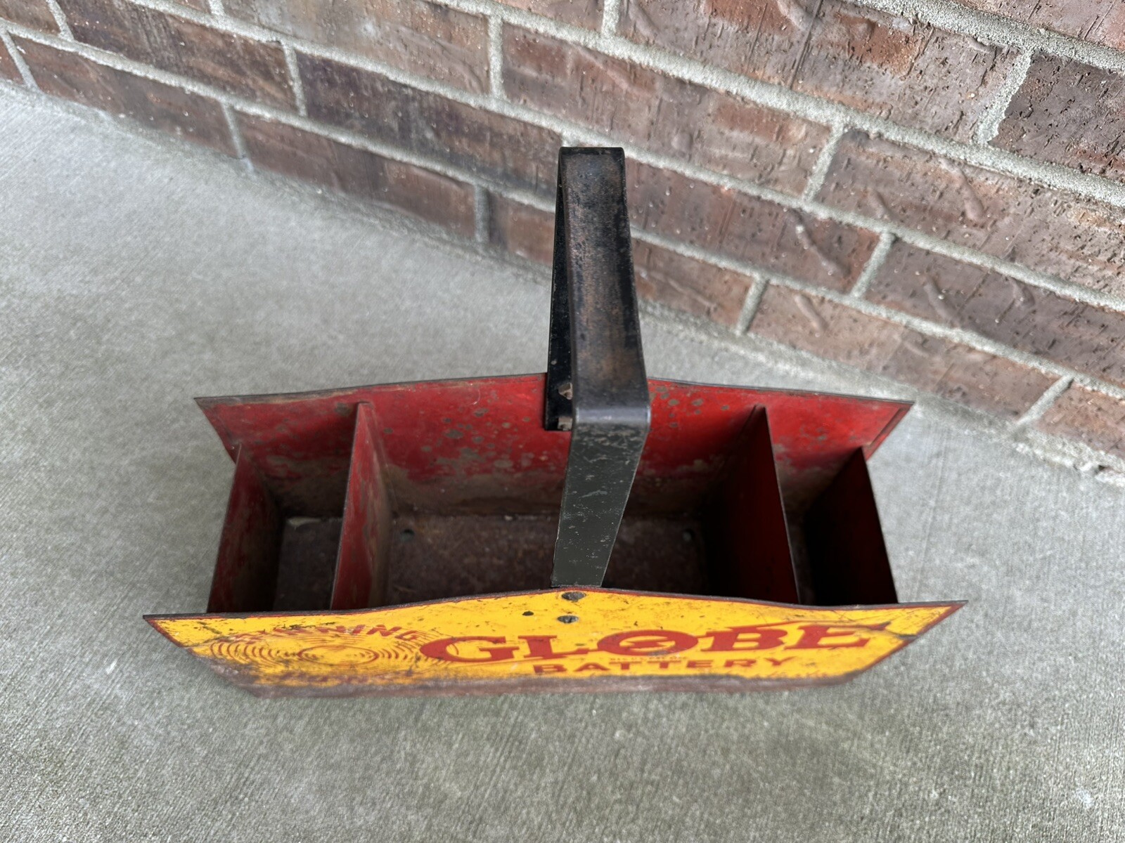 Vintage GLOBE BATTERY SERVICE Spinning Power Carrier Sign Station Rare Exide
