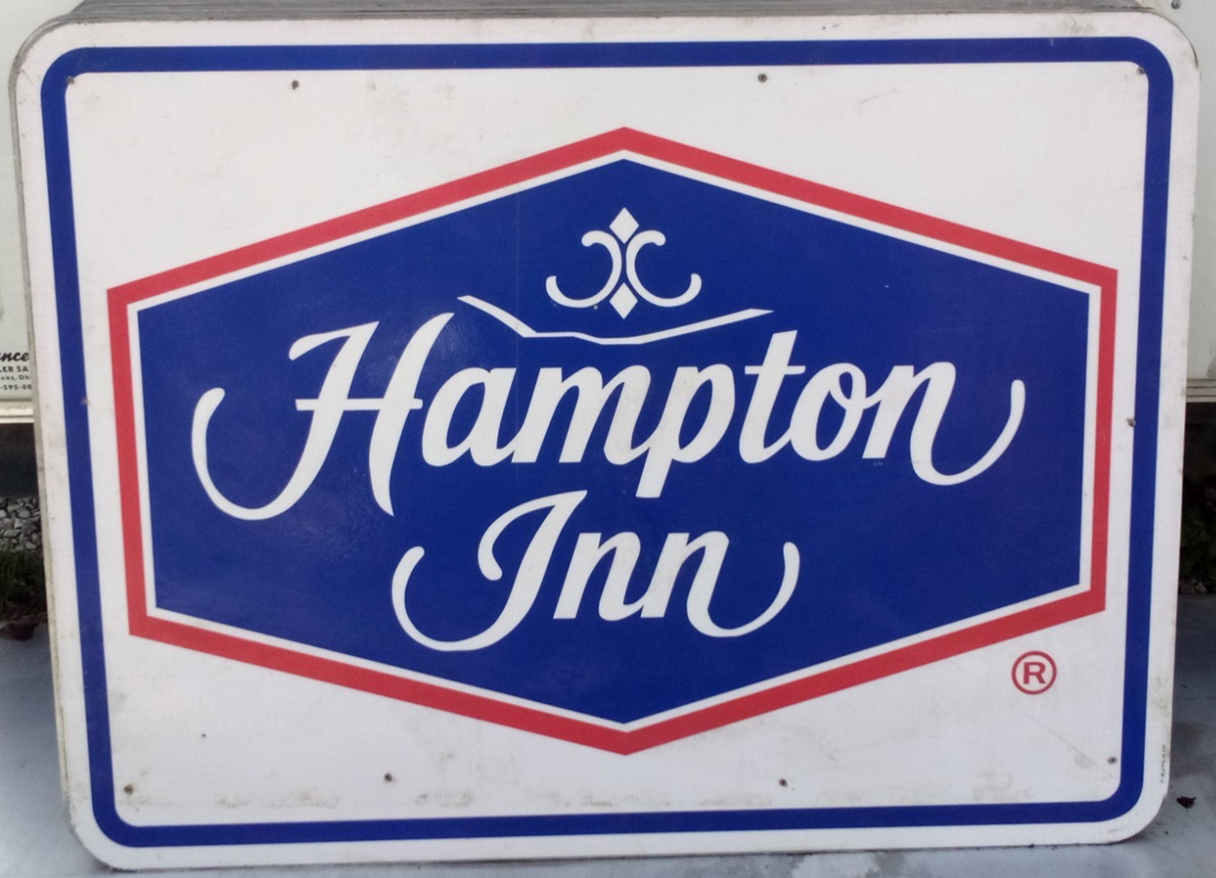 AUTHENTIC RETIRED ADVERTISING HWY EXIT SIGN HAMPTON INN HOTEL 48X36 A91