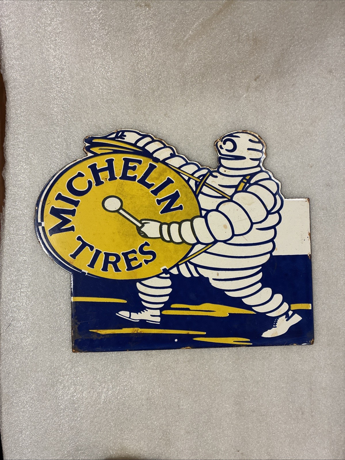 VINTAGE PORCELAIN MICHELIN TIRES TIRE MAN W/ DRUM GAS STATION TIRE REPAIR