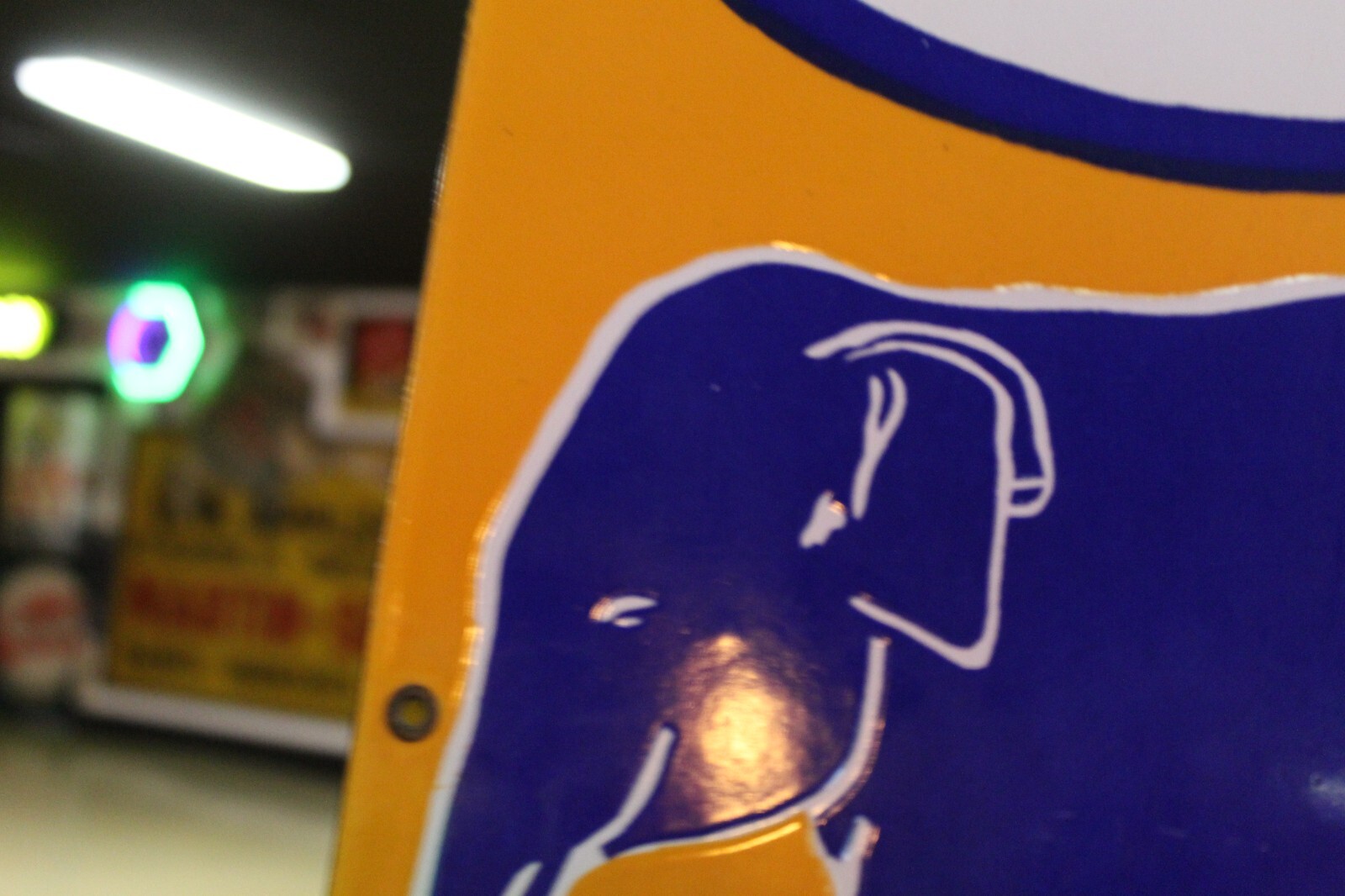 RARE 1950s ESSO BLUE ELEPHANT KEROSENE PORCELAIN METAL DEALER SIGN GAS STATION