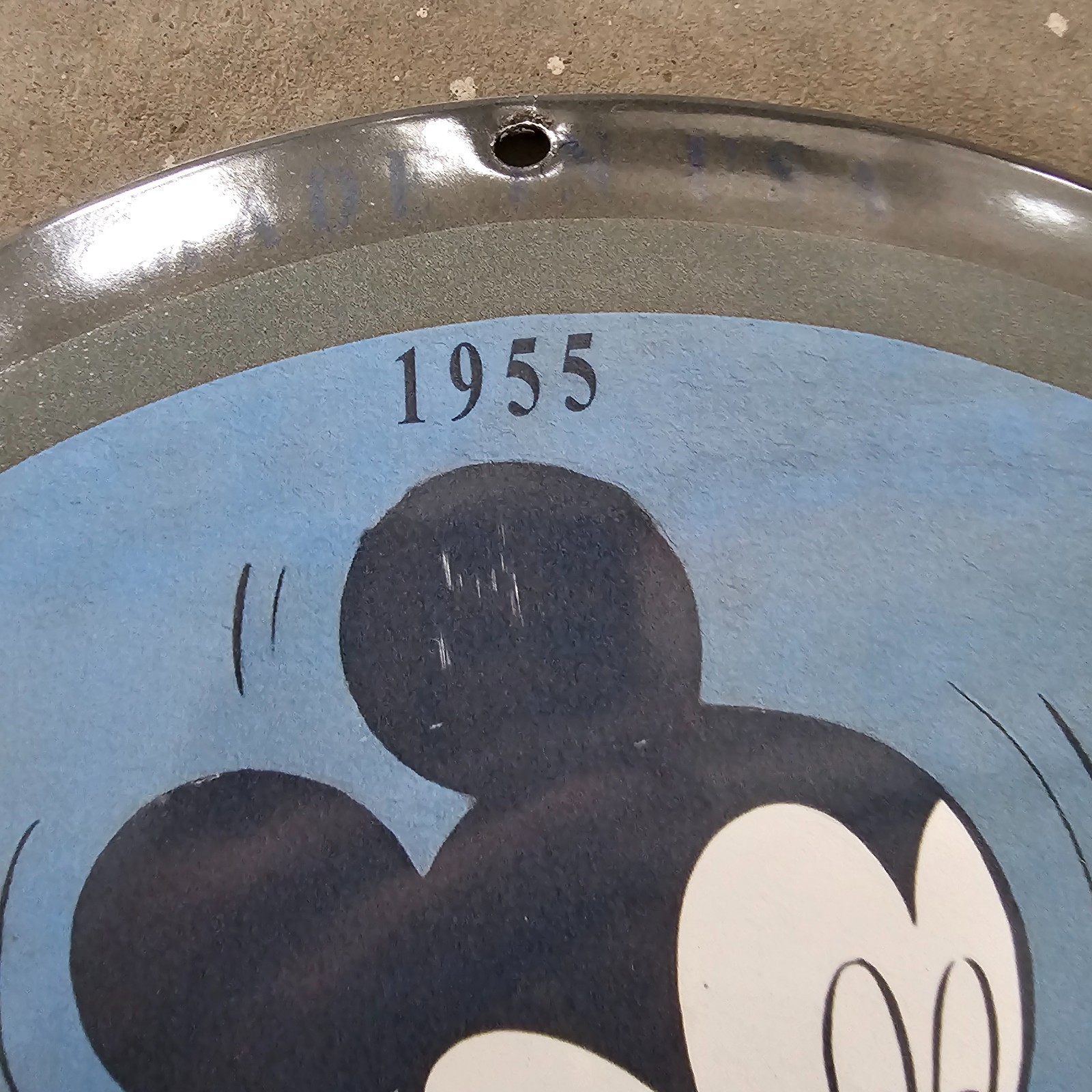 VINTAGE CONVEX 1955 SMITH WESSON GASOLINE OIL GAS PUMP ENAMEL PORCELAIN SIGN