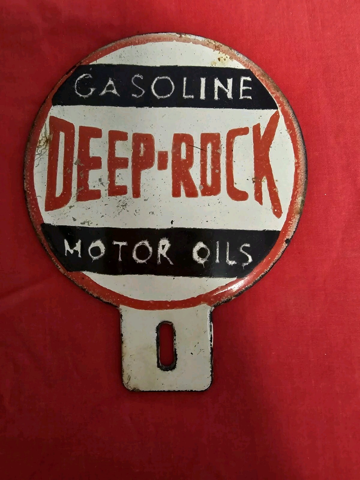 1935 VINTAGE DEEP ROCK MOTOR OILS GAS STATION PORCELAIN LICENSE PLATE TOPPER