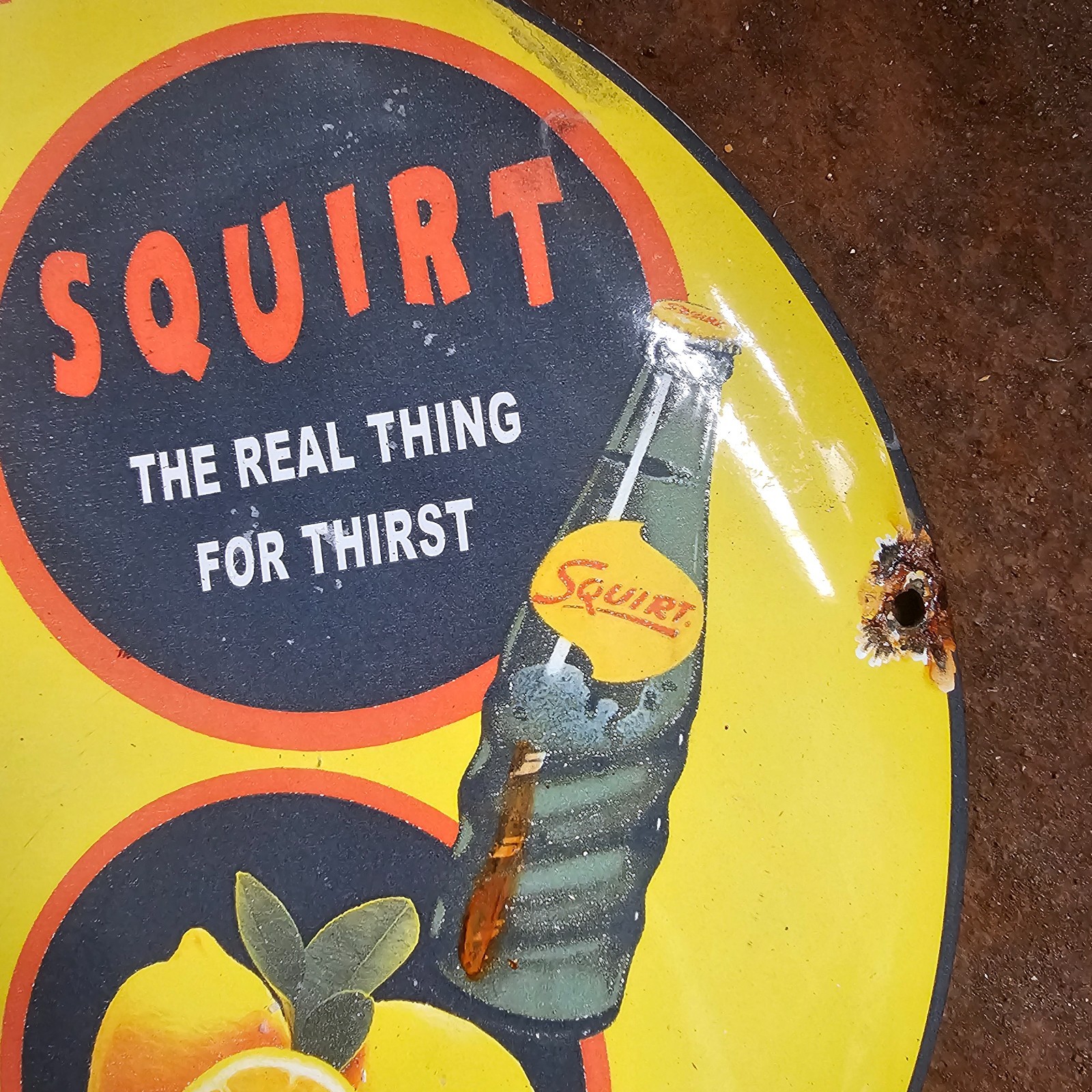 VINTAGE CONVEX 1964 SQUIRT REAL THING GASOLINE GAS PUMP ENAMEL PORCELAIN SIGN