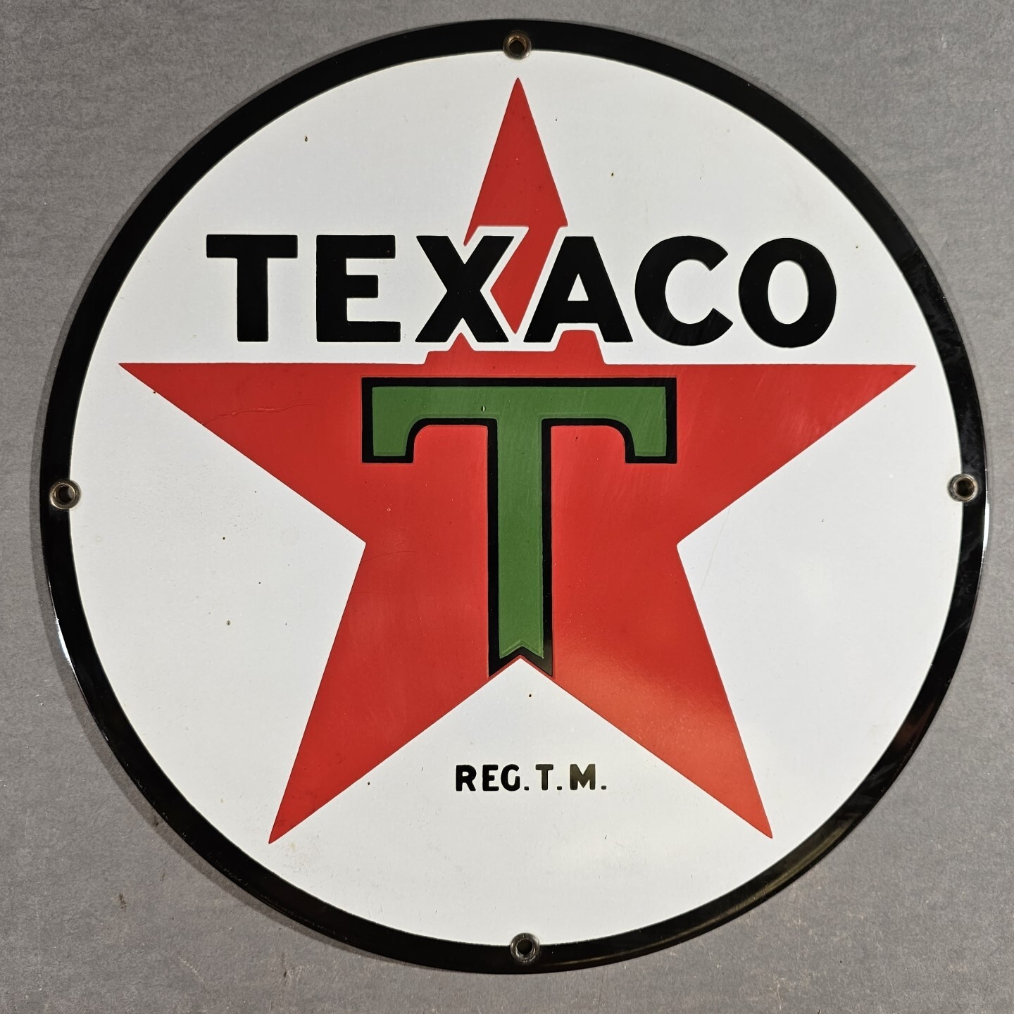 ENAMELED TEXACO ROUND SIGN WITH RED STAR LOGO AND GREEN LETTER “T” LOGO, GAS OIL