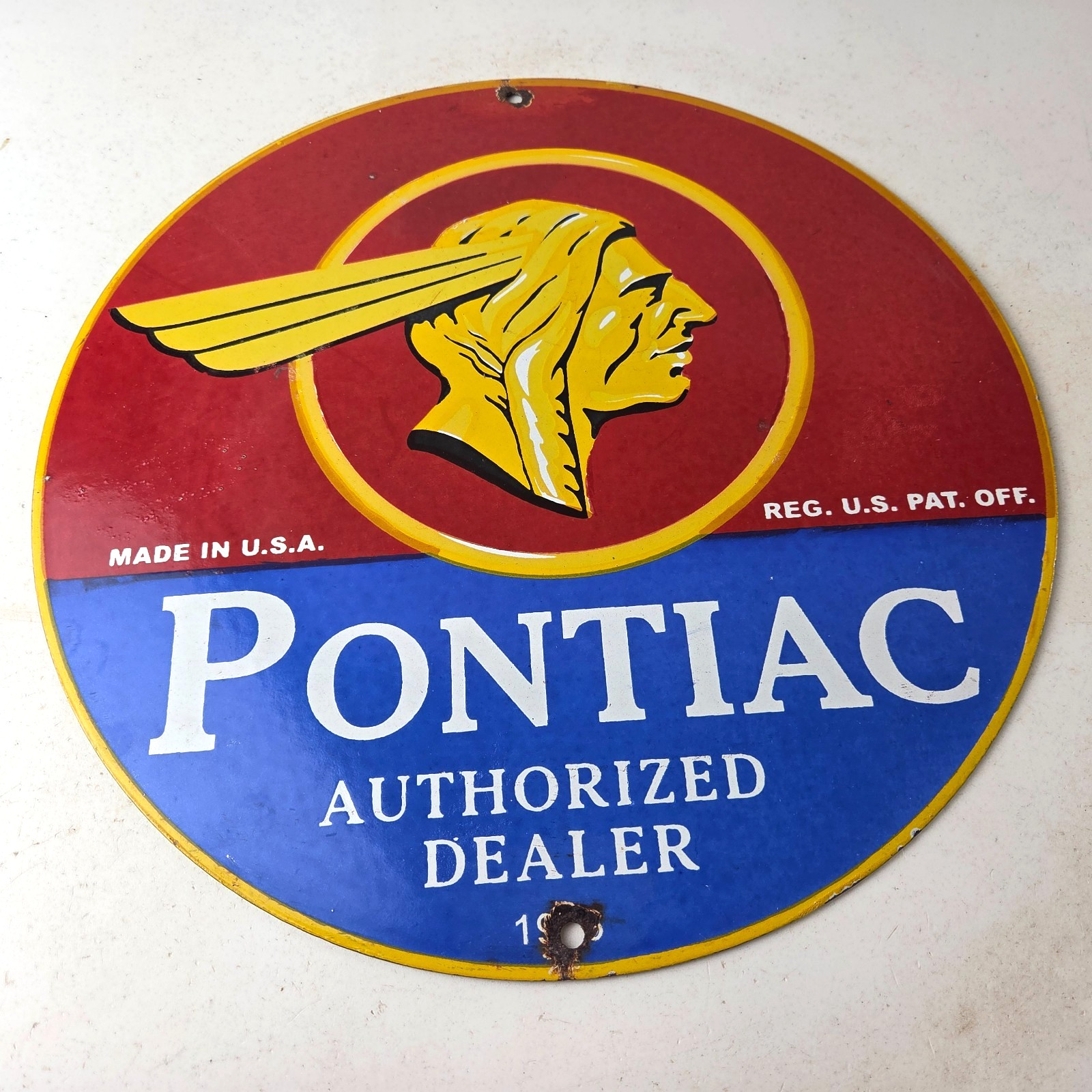 Vintage Pontiac Automobiles Sign – Automobilia Dealer Porcelain Gas Pump Sign