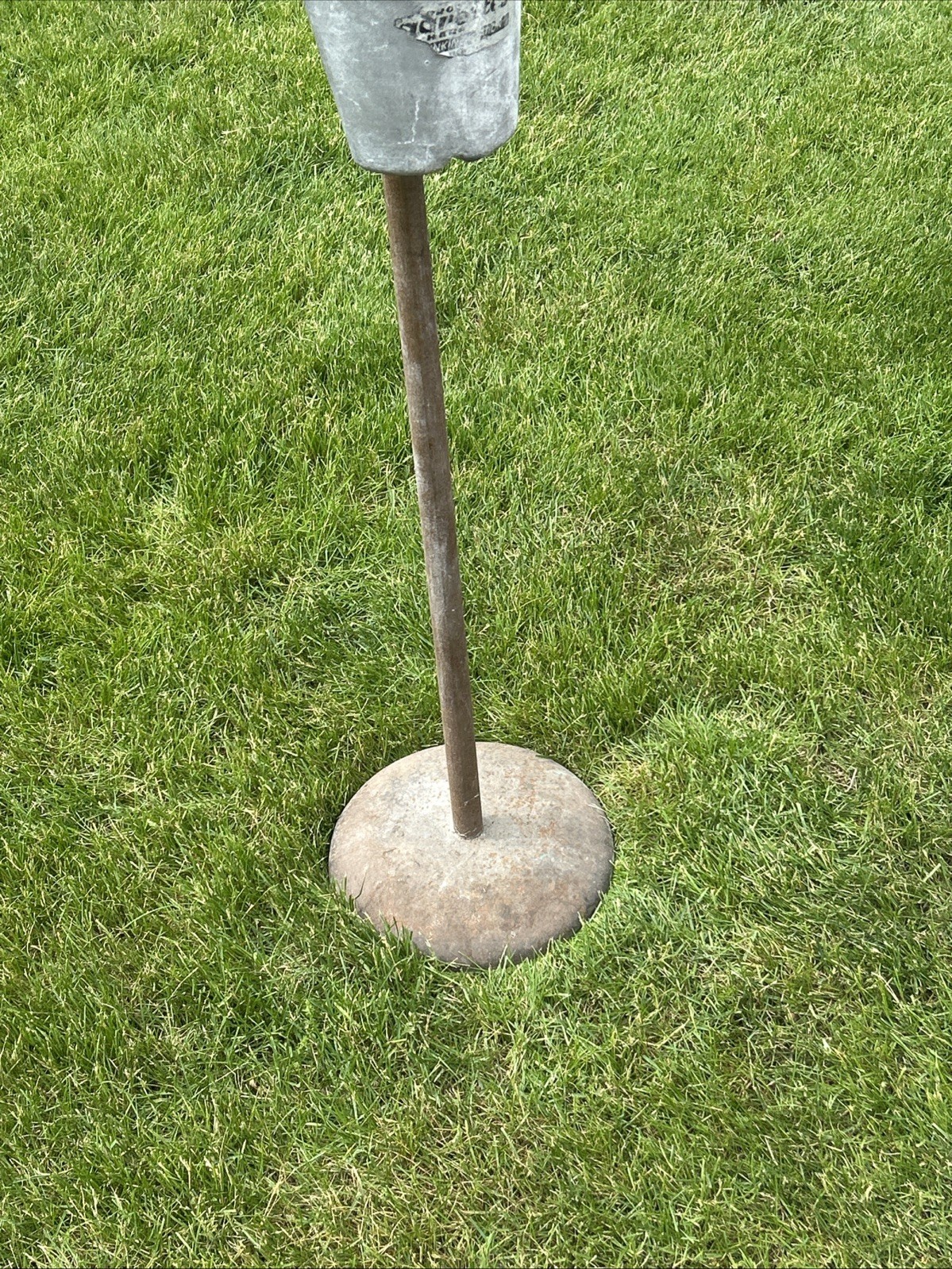 VINTAGE SIPCO STAND ASHTRAY NO SMOKING BEYOND THIS AREA PUT ‘EM HERE SIGN 43”