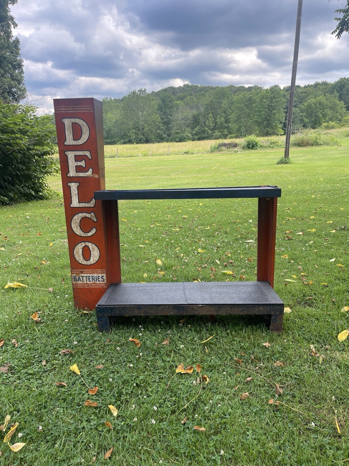 Vintage Delco Battery Display Stand 1950’S ORIGINAL Mobil Porcelain