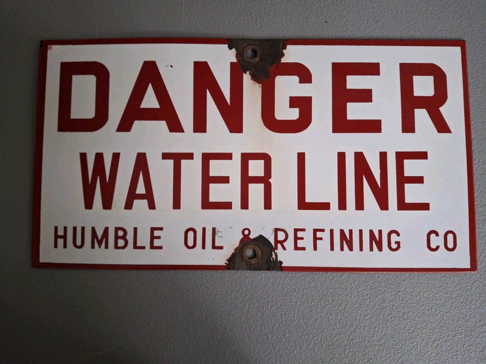 Porcelain Humble Oil & Refining Company 15″X8″