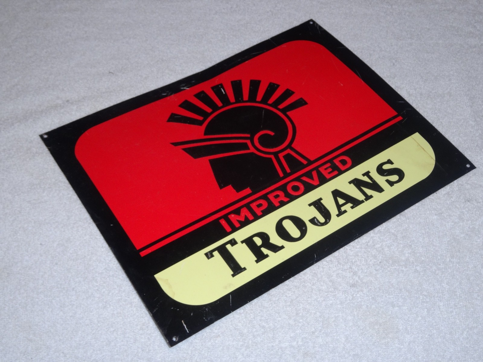 ANTIQUE ORIGINAL IMPROVED TROJANS MOTOR OIL W/ TROJAN 13.25″ METAL GASOLINE SIGN