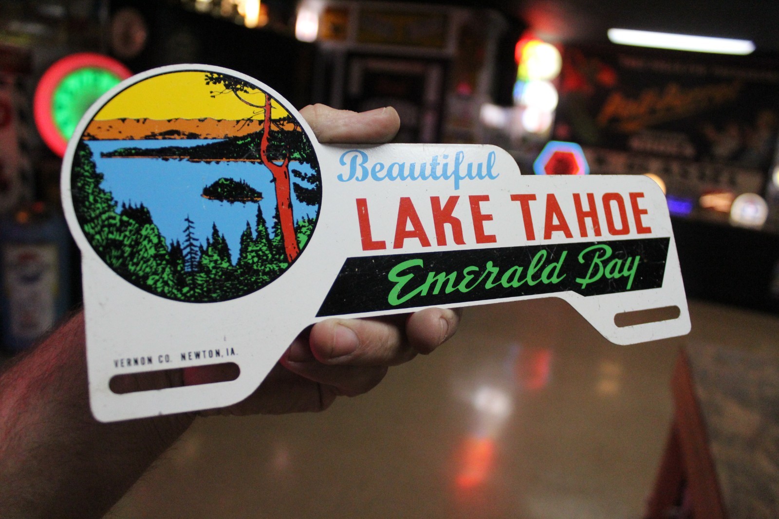 RARE 1950s LAKE TAHOE CALIFORNIA PAINTED METAL TOPPER SIGN HIGH EMERALD BAY MTN