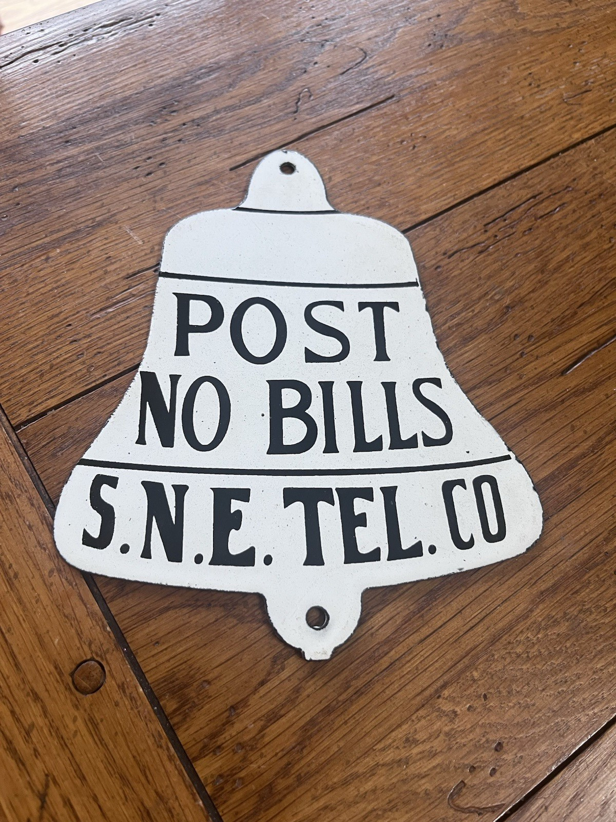 VERY NICE S.N.E. TEL. CO. POST NO BILLS PORCELAIN SIGN 8″X6.5″