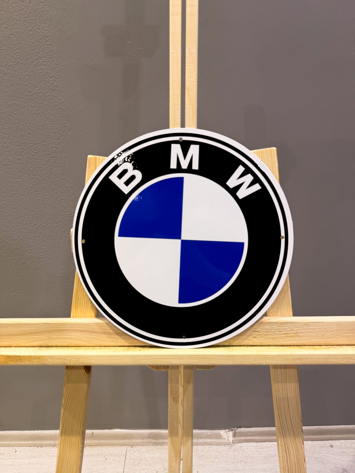 BMW White Ring Round Logo Heavy Metal Sign – Classic Garage Sign – 30 cm (11.8”)