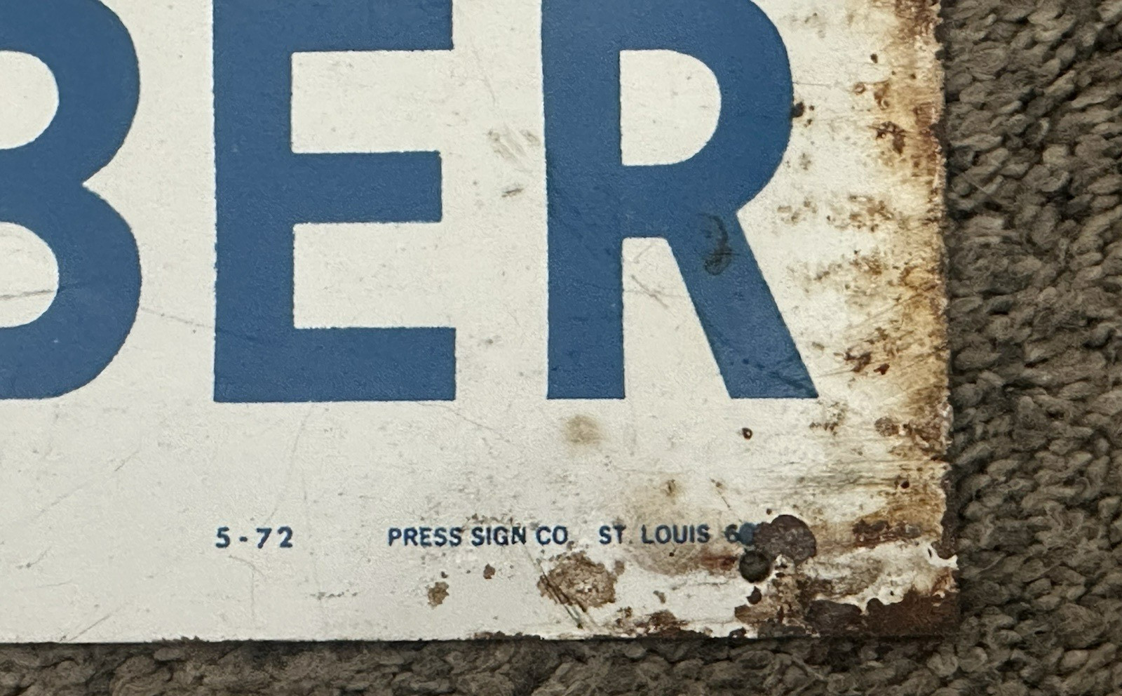 1972 $500 Reward KANSAS FARM BUREAU Tin Sign THEFT CONVICTION St. Louis Maker