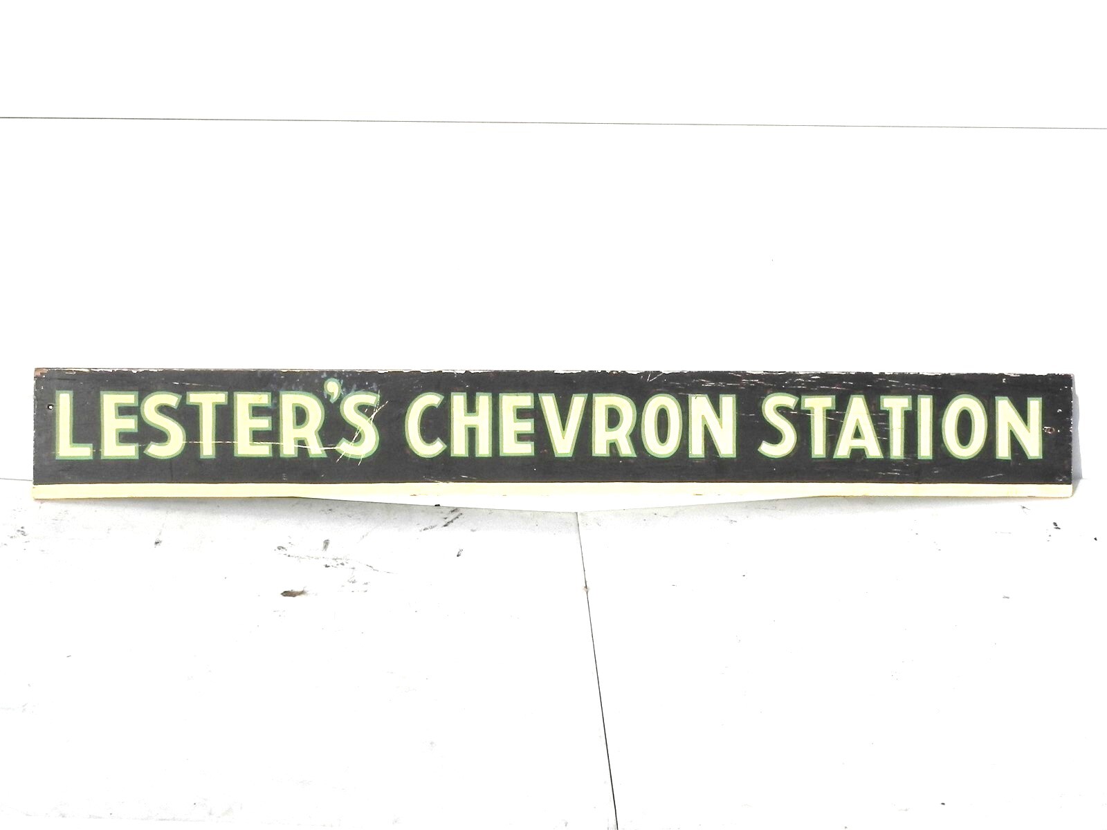 1930’S-1940’S-1950’S CHEVRON GAS SERVICE STATION HAND PAINTED ORIG SIGN 57″ X 7″