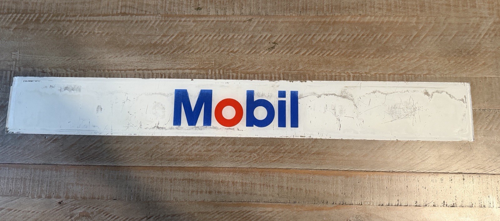 Antique Original White/Blue Mobil Gas Pump Advertising Glass Insert