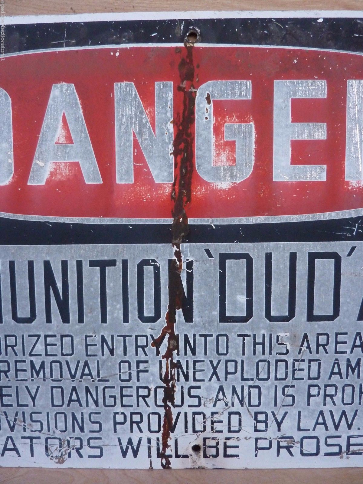 DANGER AMMUNITION ‘DUD’ Area Old Retired Sign metal military explosives safety