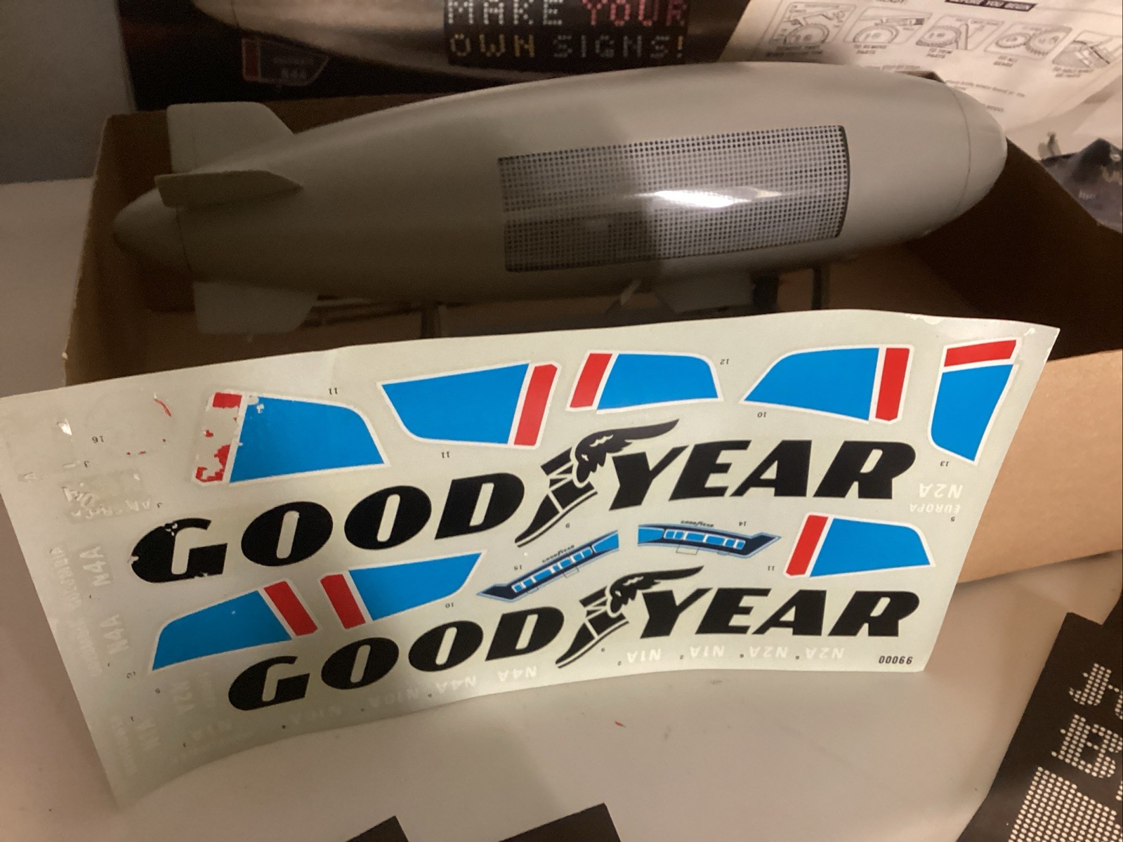 Revell Good Year Blimp Lighted Sign Vintage Toy Model Kit