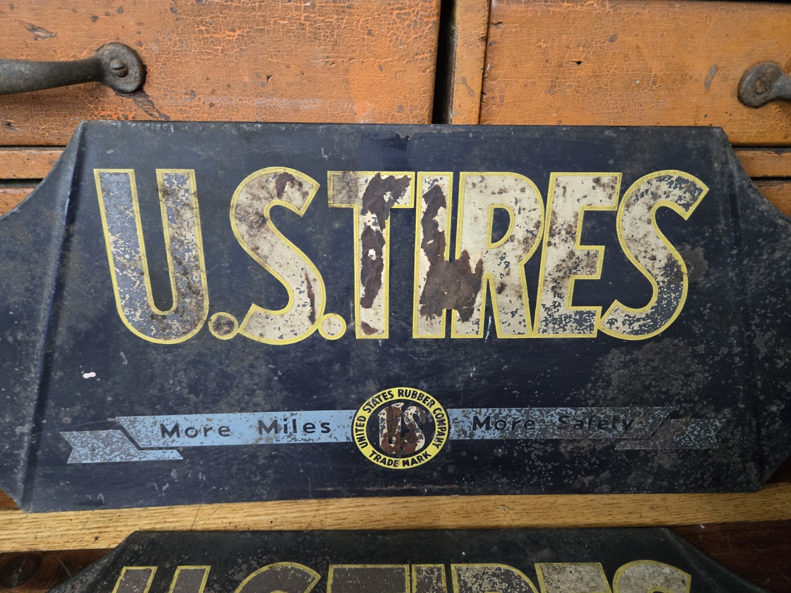 RARE Vintage U.S. TIRES Service Station Advertising Tire Display Stand Sign NOS?