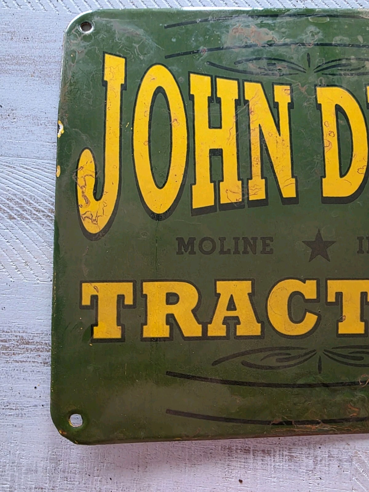 VINTAGE 1930’S JOHN DEERE TRACTORS PORCELAIN SIGN FARM EQUIPMENT 11″×9.5″