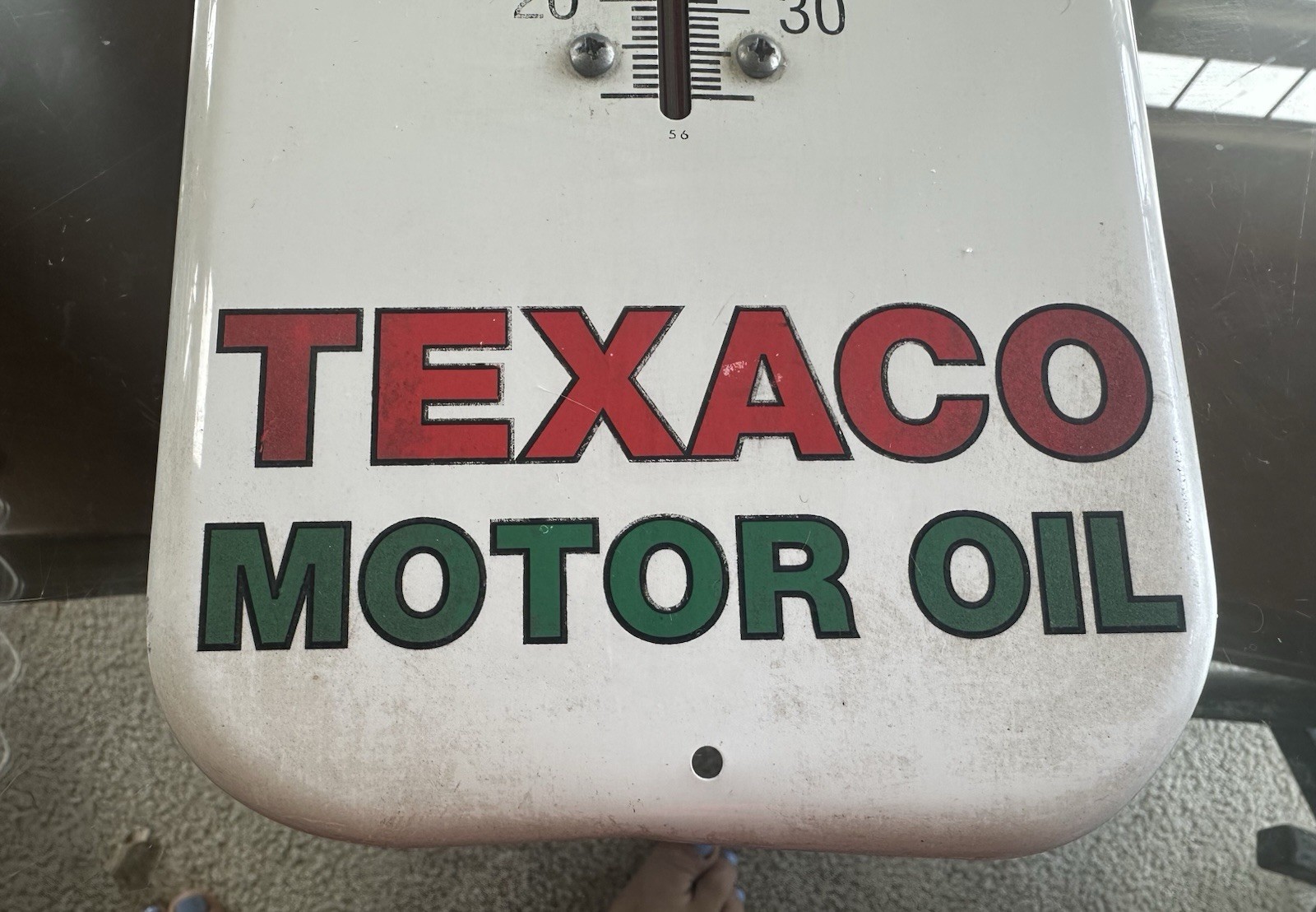 VTG 1999 Licensed R &B Texaco Motor Oil Scottie Dogs Metal Thermometer Sign 16×6