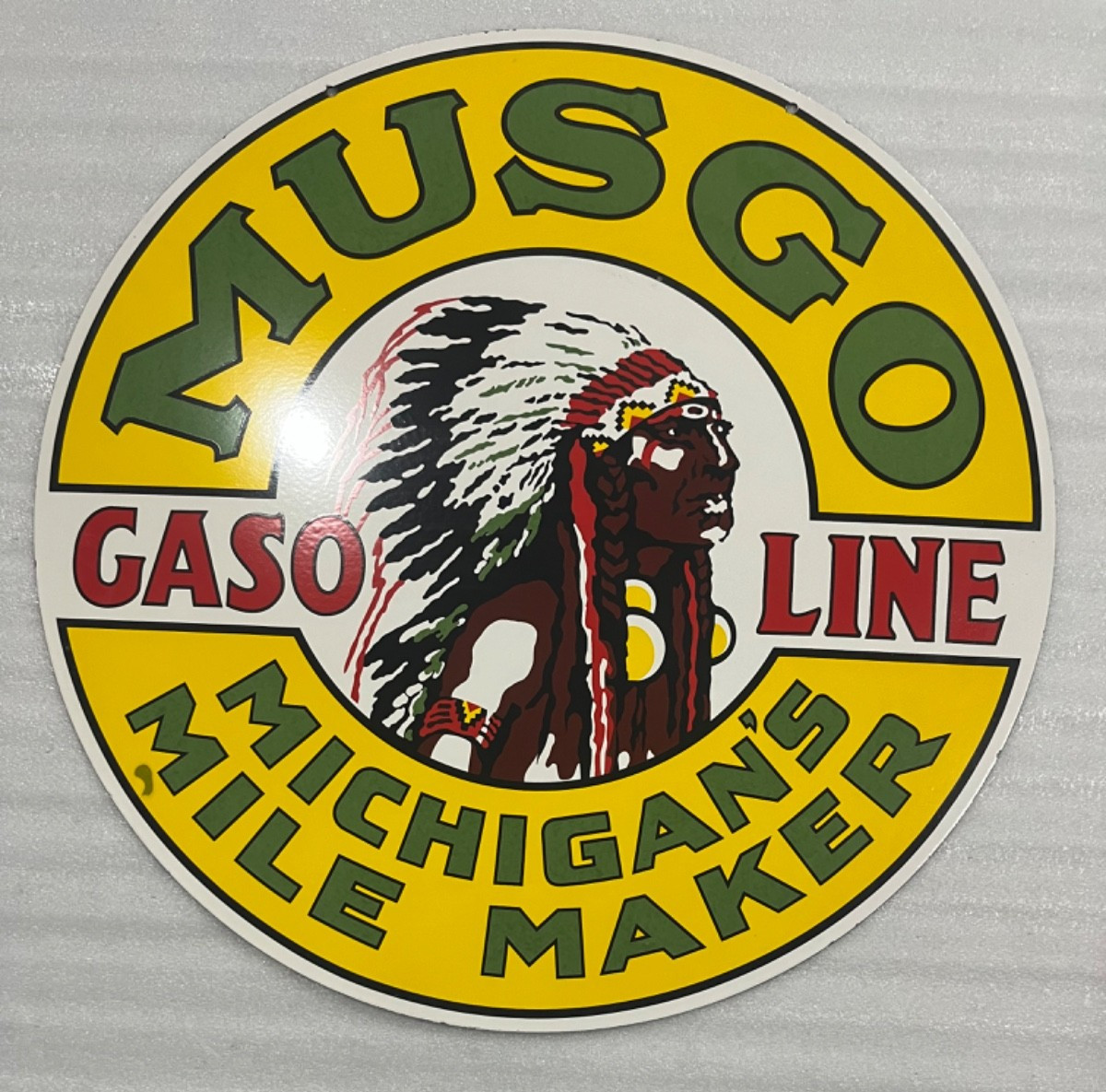 MUSGO GASOLINE PORCELAIN ENAMEL GAS & OIL SIGN 30″ DSP.