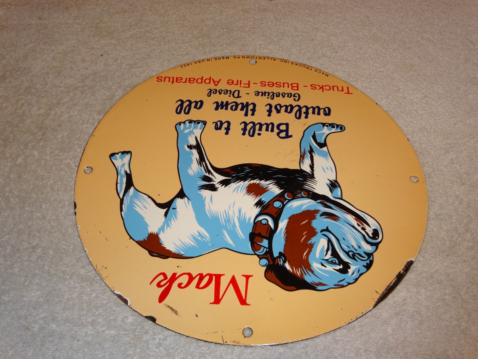 VINTAGE MACK🐶TRUCKS BUSES GASOLINE DIESEL 11 3/4″ PORCELAIN METAL OIL DOG SIGN