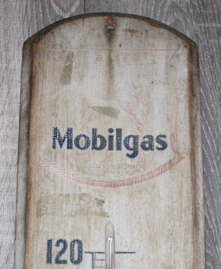Antique Mobiloil Mobilgas Wood Thermometer 7″x36″ (socony-vacuum oil co.)