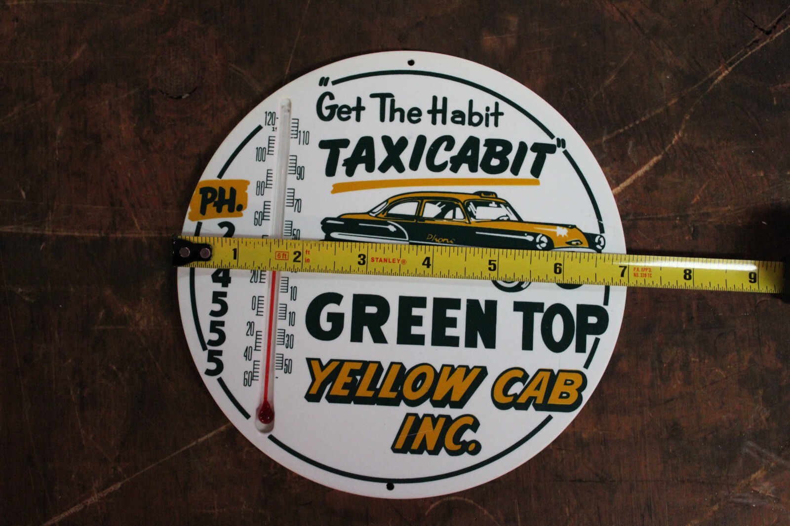 SCARCE 1950s YELLOW TAXI TAXI CAB GREEN TOP THERMOMETER SIGN GAS OIL CAR ARCADE