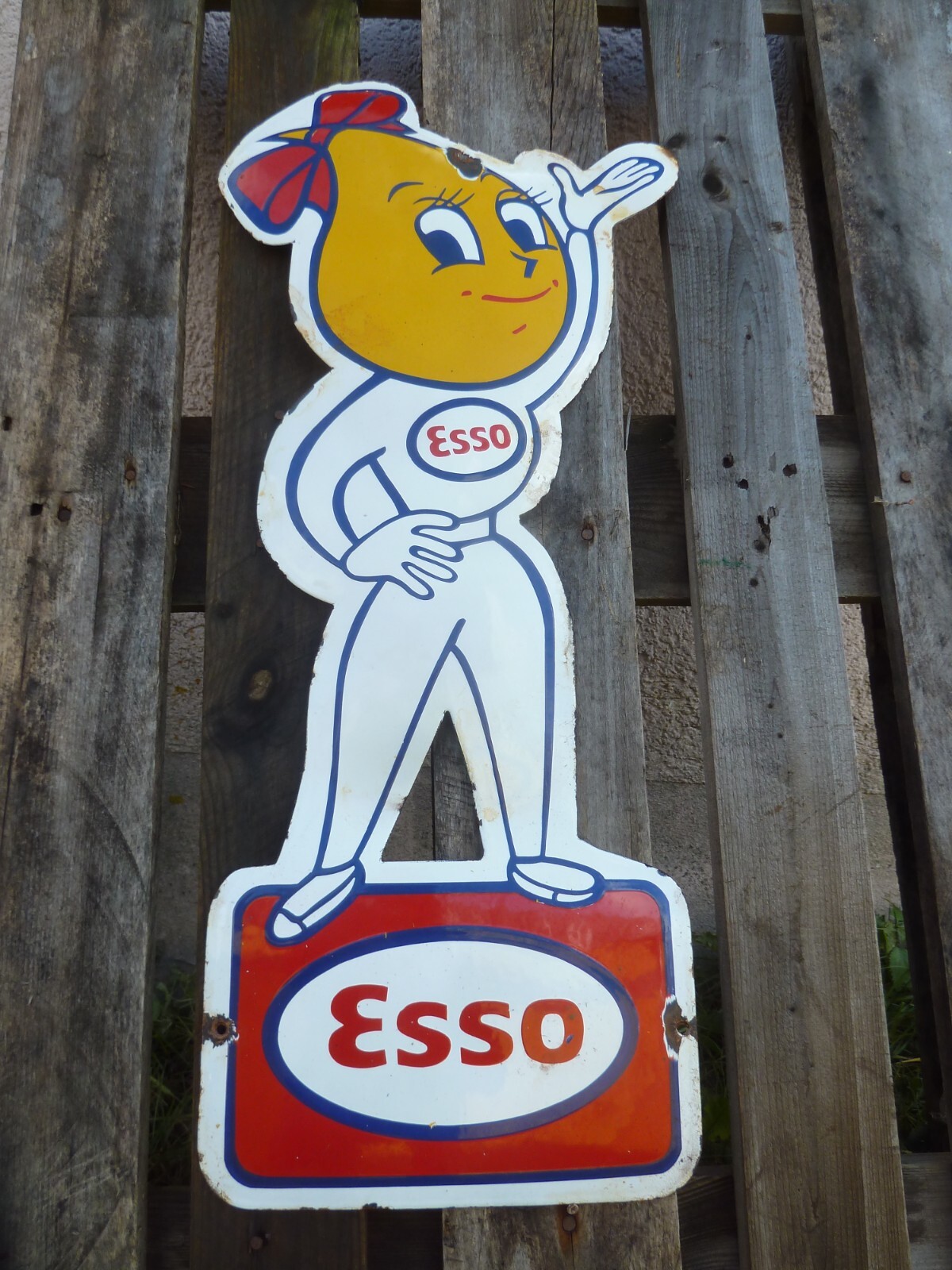 ESSO girl porcelain sign advertising vintage gasoline 31.5″ oil gas USA garage