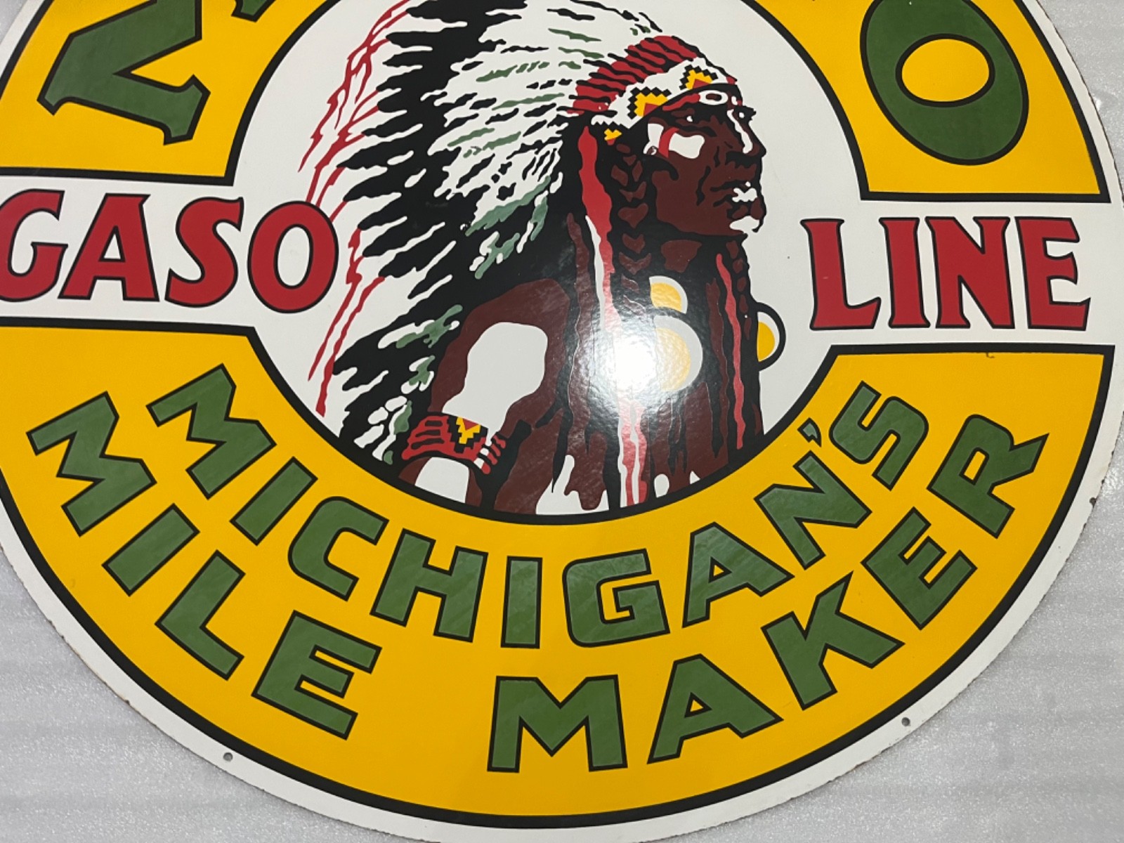 MUSGO GASOLINE MICHIGAN’S MILE MAKER GAS & OIL PORCELAIN ENAMEL SIGN 42″ DSP