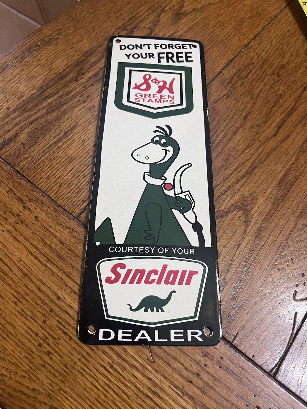 NICE DINO S&H GREEN STAMPS SINCLAIR DEALER 12″ PORCELAIN SIGN