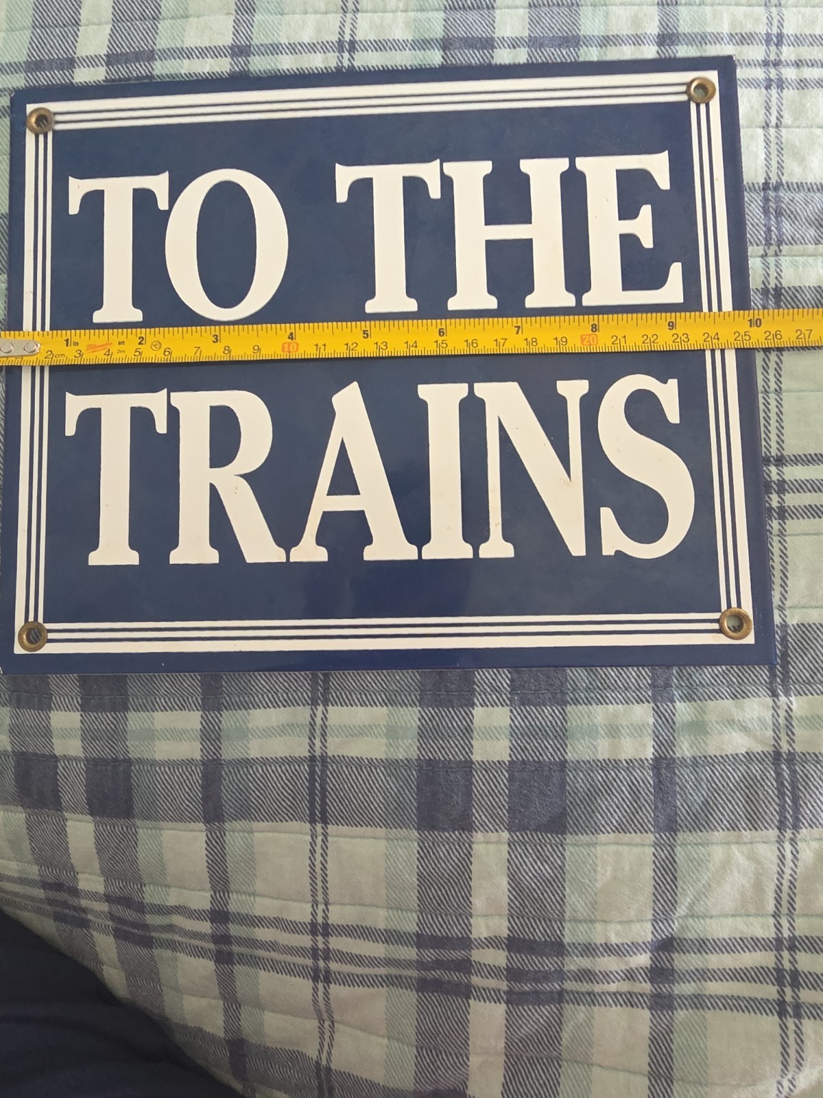 To The Trains Railroad Sign – Directional Railway Station Metal Sign