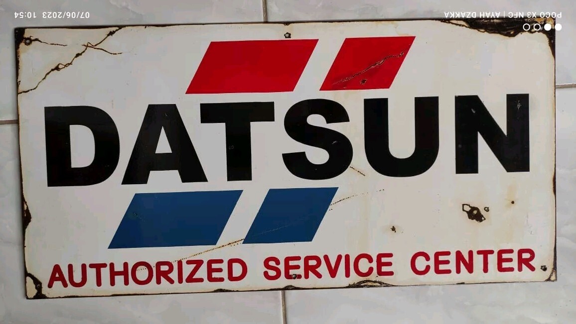 Vintage Datsun Sign No Porcelain Car Service Dealership Automobile Gas Pump Sign