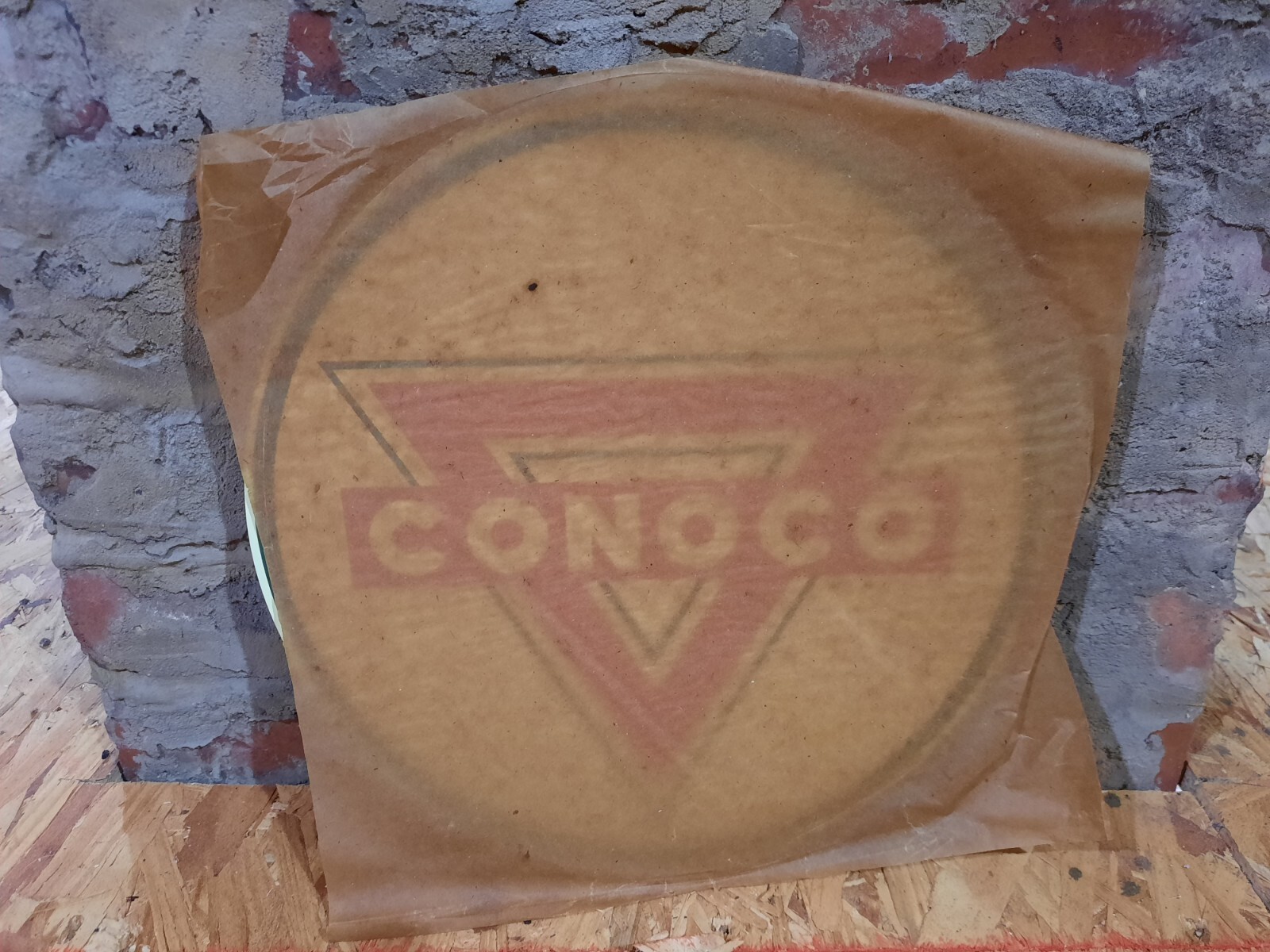 NEW OLD STOCK NOS EMBOSSED CONOCO GASOLINE OIL TIN METAL MINT SIGN MAKE OFFER