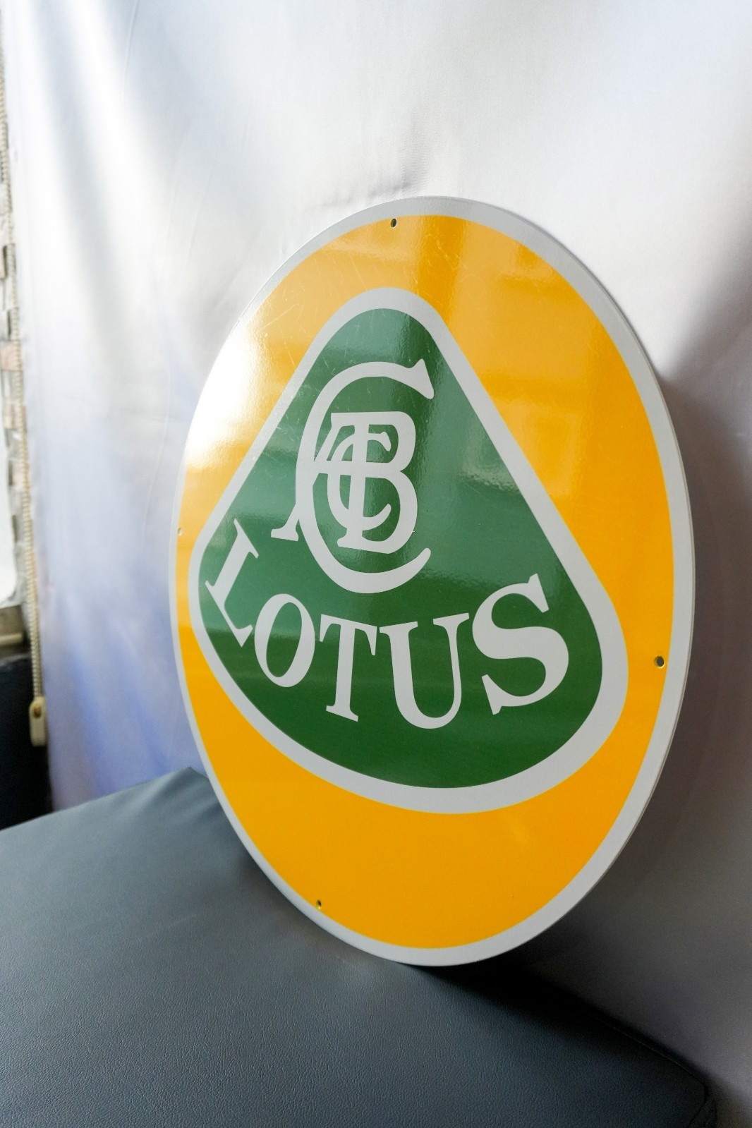 Lotus Classic Racing Logo – Vintage Heavy Metal Sign – 50 cm (19.7”)