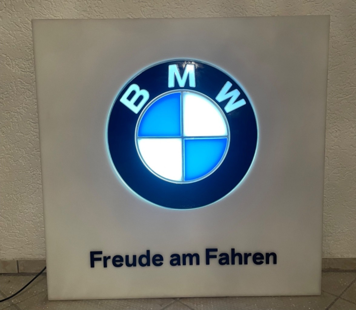 BMW Illuminated Sign – “Freude am Fahren” – Dealership Lightbox – 2000s